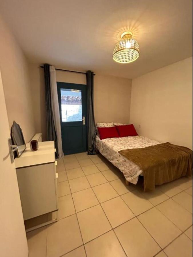 Charmant Appartement 2 Ch Nyons-Centre Ville Eksteriør bilde