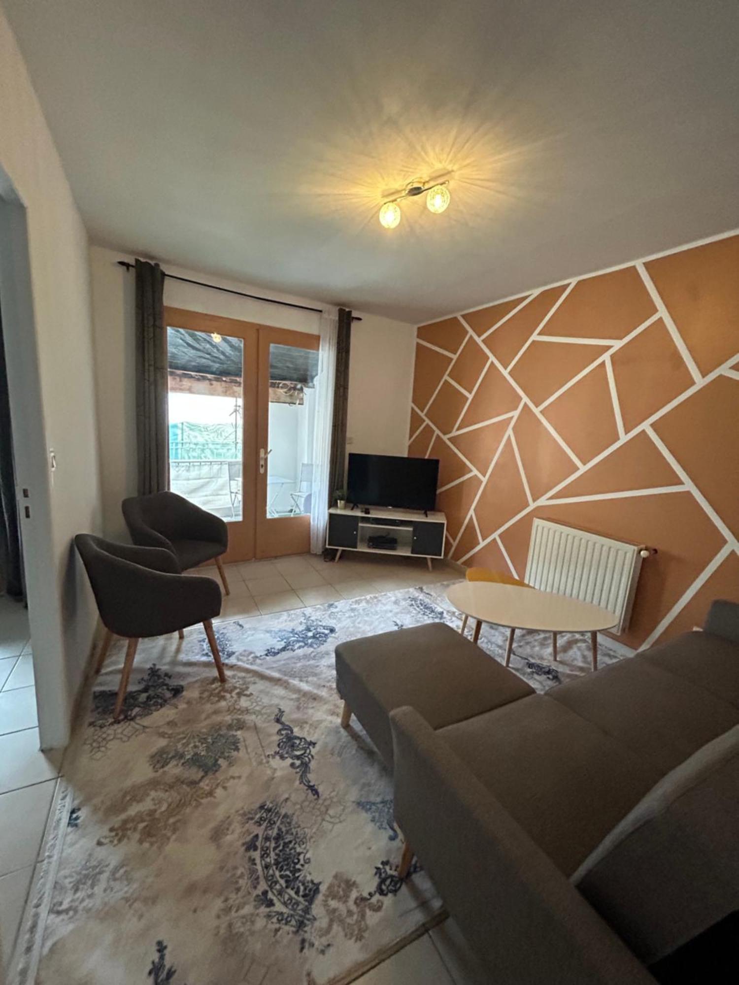 Charmant Appartement 2 Ch Nyons-Centre Ville Eksteriør bilde